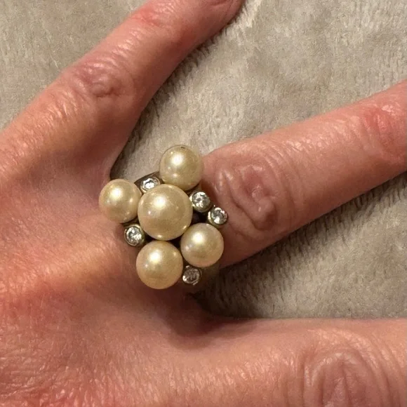Lia Sophia Gold Ring with Cream Pearls and Silver Accents - Picture 4 of 5